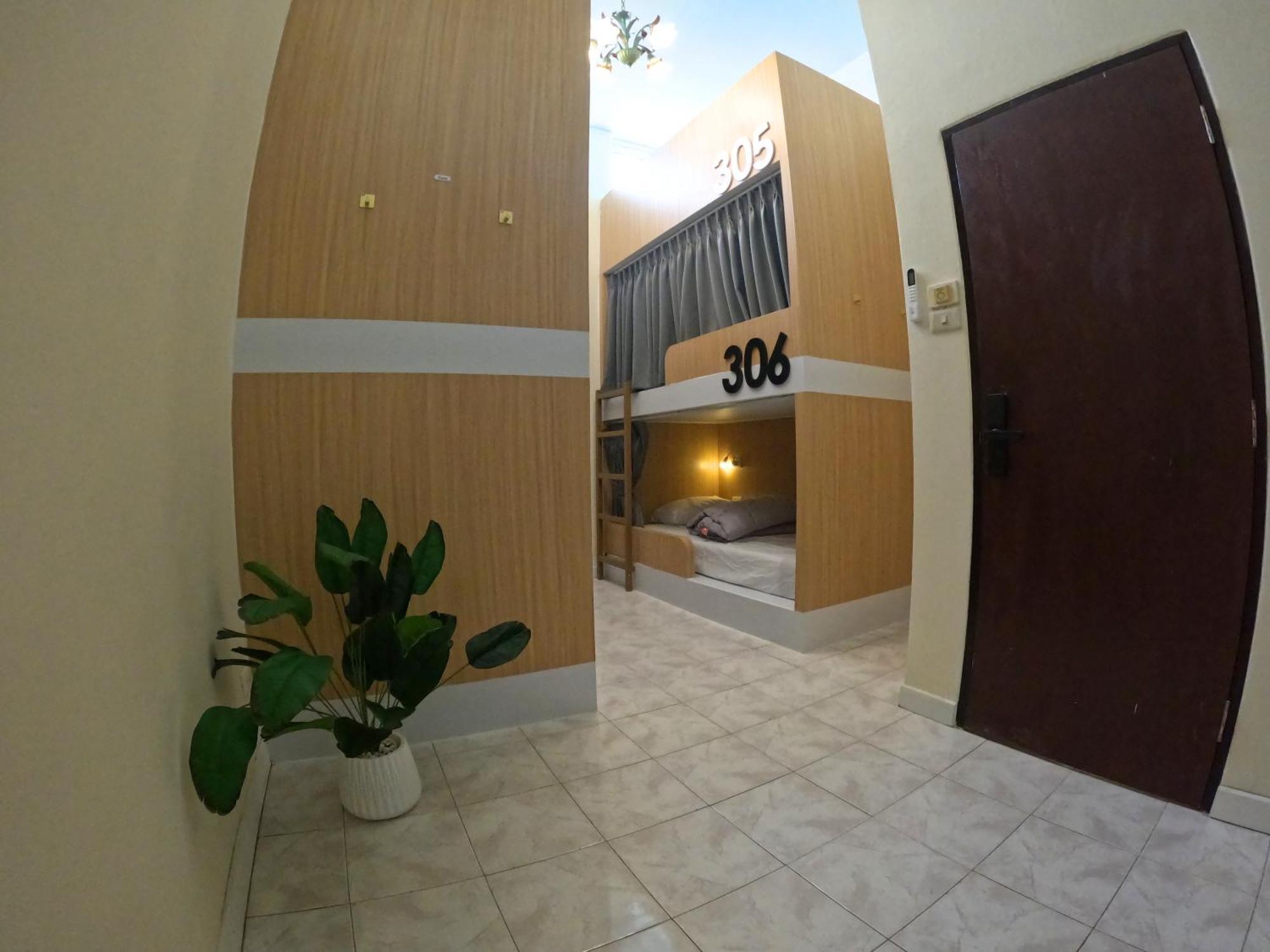 Kpop Hostel Karon Exterior foto
